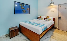 Oyo Rooms Behala 3*